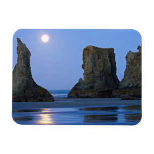 Íman Pôr da lua, Praia de Bandon, Oregon.
