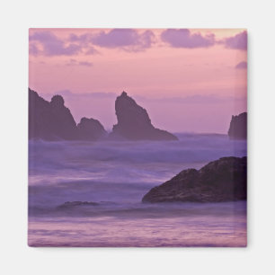 Íman Pôr do sol em Bandon Beach Sea Stacks.