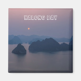 Íman Pôr do sol sobre a Baía de Halong - Vietnã, Ásia