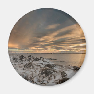 Íman Pôr do sol sobre o lago Myvatn, Islândia