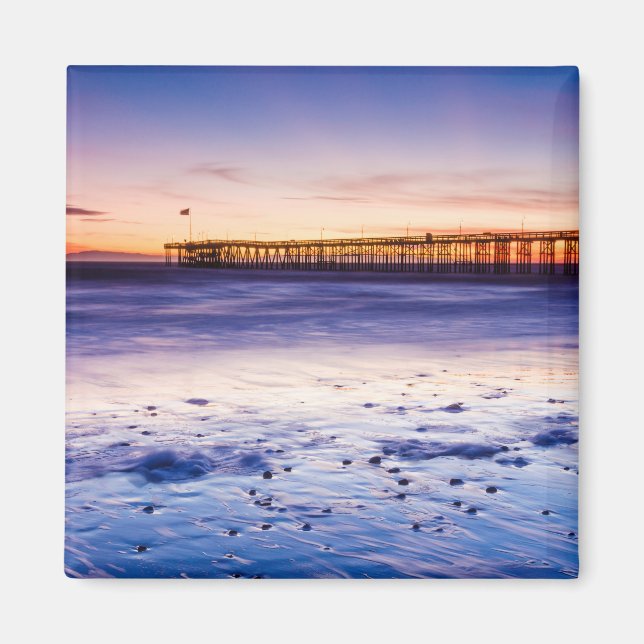 Íman Pôr do sol sobre o píer e a praia de Ventura (Frente)