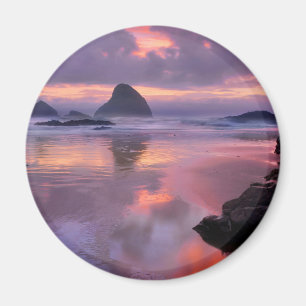 Íman Praia e pilares de rocha do Oregon, pôr do sol