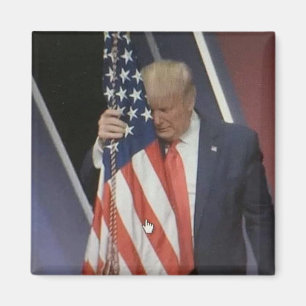 Íman Presidente Trump abraçando a bandeira americana