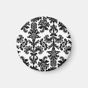 Íman Preto no brocado branco