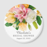 Íman Primavera Meadow Floral Chá de panela Magnet<br><div class="desc">Belo design de chá de panela floral com um buquê lindo de pessegueiros,  cor-de-rosa,  amarelas e brancas,  sobre fundo branco. Sacudir nosso design para ver uma floral coordenada de volta para um toque especial extra.</div>