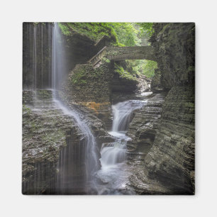 Íman Primavera Waterfall em Watkins Glen