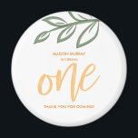 Íman Primeiro Aniversário Folhas de Pintura de Porte<br><div class="desc">Adquira este belo ímã de primeiro aniversário acentuado com folhas de pintura de rabisco. Personalize-o com o nome do seu filho ou filha.</div>