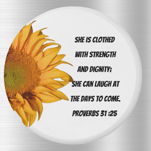 Íman Provérbios 31:25 BíbliaHalf Sunflower Christian