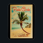 Íman Punta Gorda Florida Palm Tree Beach Viagens vintag<br><div class="desc">Design de Punta Gorda Flórida em Viagens vintage apresentando uma palmeira na praia com oceano e céu.</div>