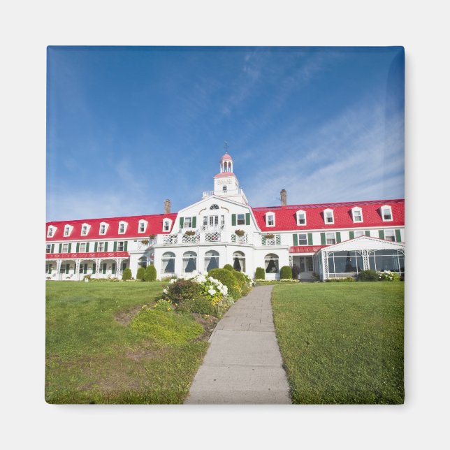 Íman Quebec, Canadá. Hotel Histórico Tadoussac, (Frente)