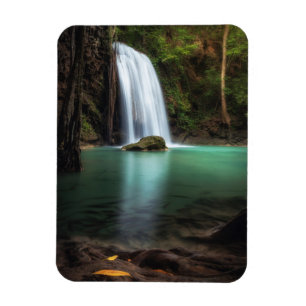 Íman Quedas Erawan Waterfall, Tailândia