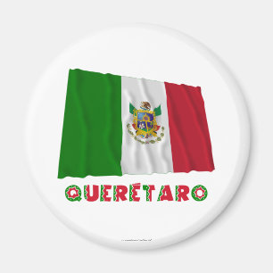 Íman Querétaro que acena a bandeira não oficial