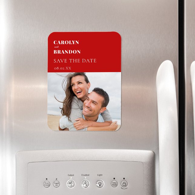 Íman Red Modern Wedding Salvar a Data (Modern simple red minimalist wedding save the date magnet)