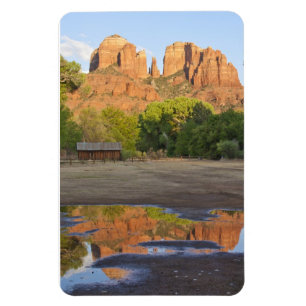 Íman Red Rock Cruzando Sedona, Arizona