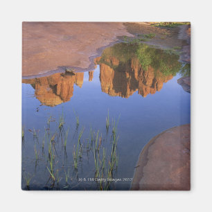 Íman Reflexão da rocha da catedral, Sedona, arizona