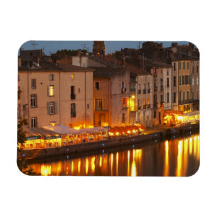 Íman Restaurantes ao longo do rio l'Herault. L'Herault