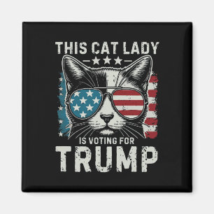 Íman Retrô Esta Gata Está votando Em Trump Bandeira Dos