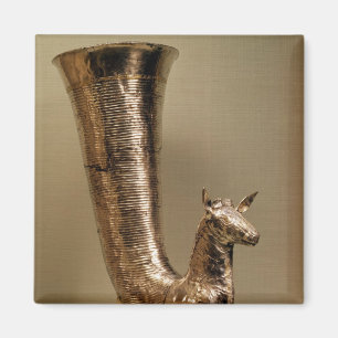 Íman Rhyton sob a forma de um íbex, de Irã