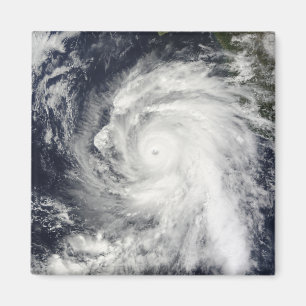 Íman Rick do furacão a sudoeste da Baixa Califórnia