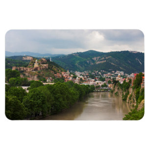 Íman Rio Mt'k'vari Fluindo, Tbilisi
