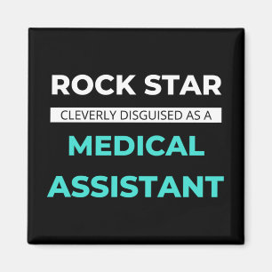 Íman Rock Star Claramente Disfarçada Como Médica