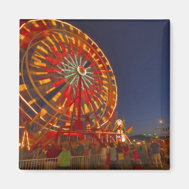 Íman roda-gigante ao anoitecer no noroeste de Montana (Frente)