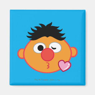 Íman Rosto de Ernie Jogando um Beijo