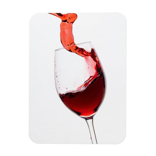 Íman Rotwein fließt ins Weinglas (Vertical)