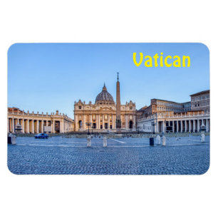 Íman Rua. Praça de Peter em Cidade Vaticano - Roma, It
