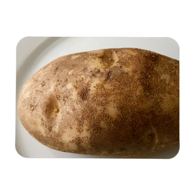 Íman Russet Potato on White Plate Photo (Horizontal)