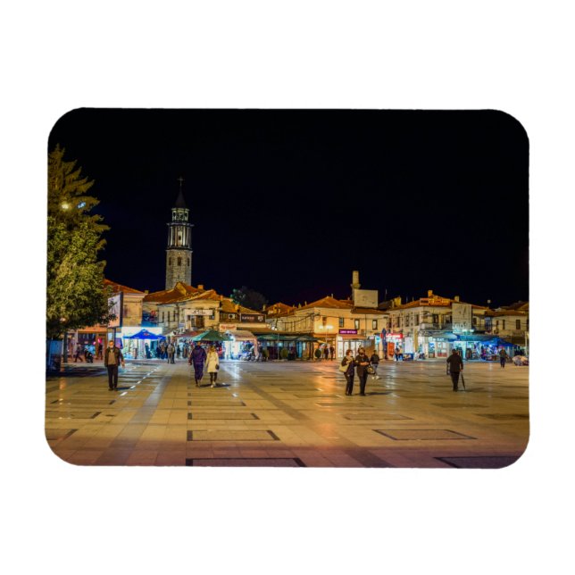 Íman Salto à noite, Macedônia (Horizontal)