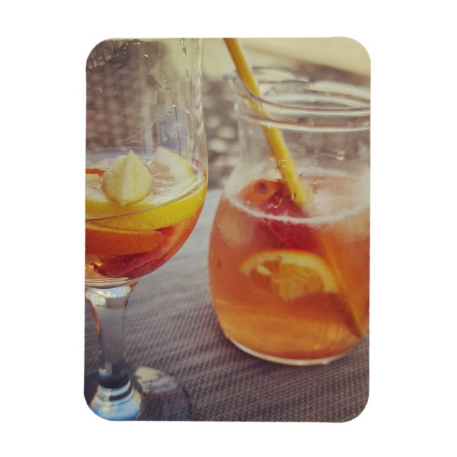 Íman Sangria and Sunshine (Vertical)
