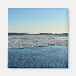 Íman Santo Lawrence River em inverno, Quebec, Canadá