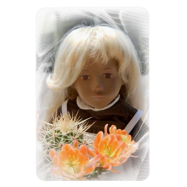 Íman Sasha Puppe / Sasha Doll Premium Flexi Magnet (Vertical)