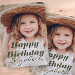 Íman Saudação de Aniversário de Foto Personalizada Simp<br><div class="desc">A design é moderna e simples. Adicione uma foto personalizada do celebrante de aniversário e adicione seu nome,  adicione uma mensagem personalizada</div>