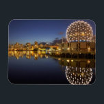 Íman Science World e CBD refletidos em False Creek,<br><div class="desc">COPYRIGHT David Wall / DanitaDelimont.com | CN02 DWA0002.jpg | Science World e CBD refletidos em False Creek,  Vancouver,  British Columbia,  Canadá</div>