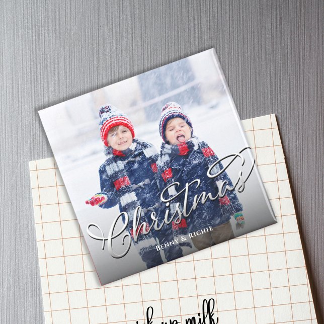 Íman Script de Modelo de Foto Feliz Natal (Merry Christmas holiday photo magnet with silver calligraphy script. )