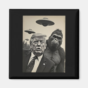 Íman Selfie engraçada de Trump e Pé Grande com óvnis e