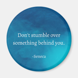 Íman Sêneca: Foque no Futuro, Não Tropece no Passado