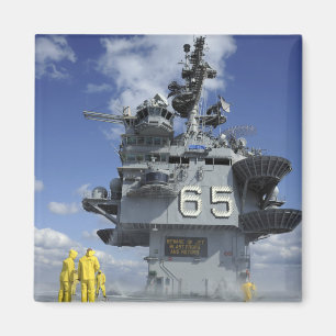 Íman Serviços aéreos de marinheiros testam o sistema de