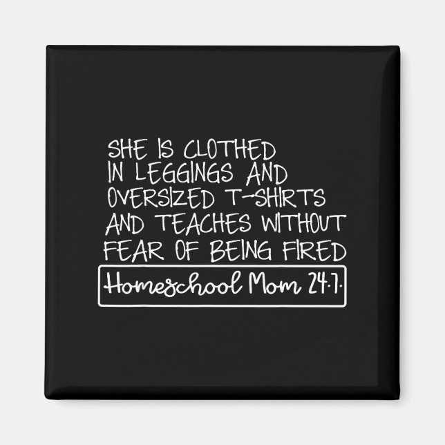 Íman She Is Clothed In Leggings And Oversized Homeschoo (Frente)