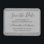 Íman Silver Glitter Sweet 16 Salve a data<br><div class="desc">Silver Sparkle Glitter Doce Dezesseis Monogramas Nome e Salve Inicialmente o Convite do Magnet de Festa de aniversário de Data. Este ímã para salvar o convite de data é perfeito para a Festa de aniversário Sparkle Glitter Sweet 16 que procura comemorar no estilo.</div>