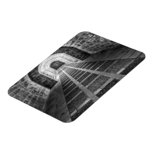 Íman Simetria em preto e branco (Left Side)