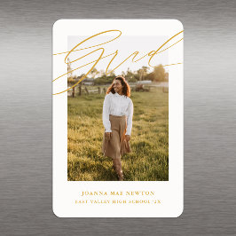 Íman Simple Script Yellow Photo Graduation Announcement