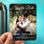 Íman Simples e moderno roteiro de fotos salvar a data d<br><div class="desc">Mínima Foto de Trendy Salva a Data do Magnet 🌟 ✨ Coleção de Elegância do Eterno: Convites Modernos e Aniversário ✨ Celebrar a união de corações com a nossa coleção de "Elegância do Eterno" - uma série cativante de Casamento Moderno e Convites de Aniversário que combinam perfeitamente o design minimalista...</div>