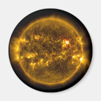 Sol espacial externo com explosões solares