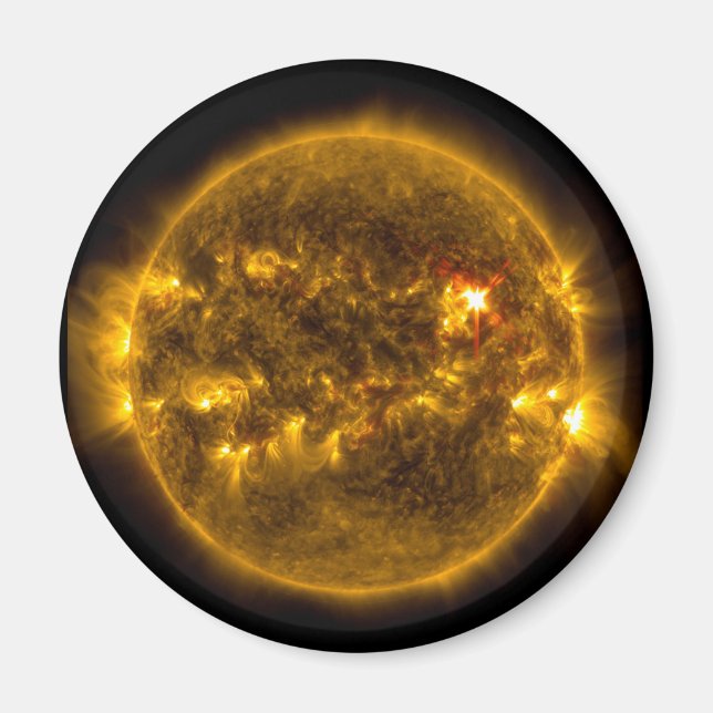 Íman Sol espacial externo com explosões solares (Frente)