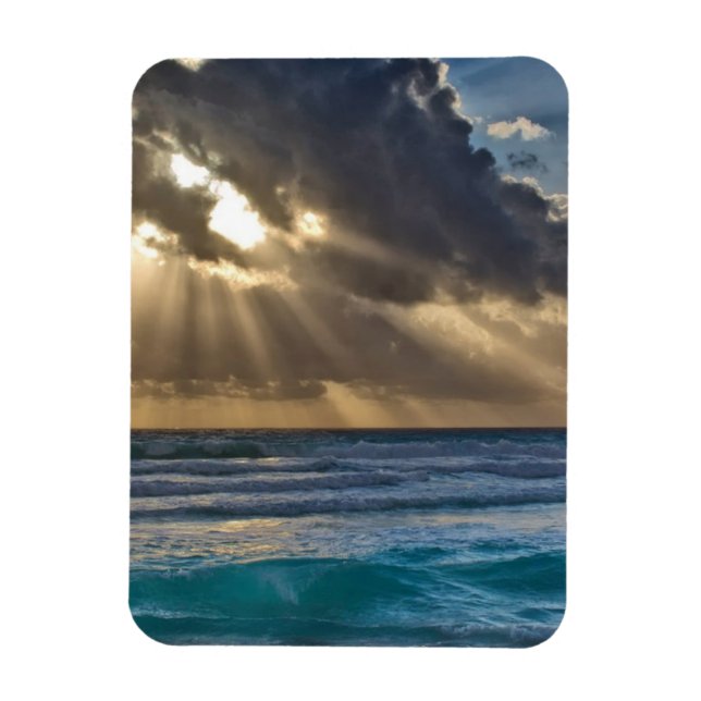 Íman Sol Quebrando Nuvens Sobre O Mar (Vertical)