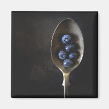"SPOON OF BLUEBERRIES", COMIDA REFRIDGERATOR MAGNE