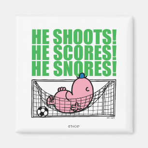 Íman Sr. Preguiçoso Em Um Objetivo De Futebol